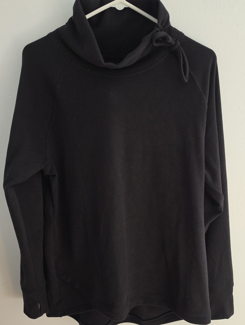 NWT Maurices Black Fleece Sweatshirt With Tie At Neck Sz Large